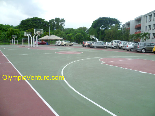Basketball Courts for Chong Hwa Independent High School, KL