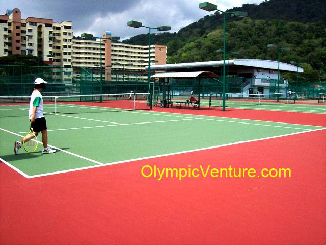 Resurfaced 15 tennis hard courts for USM